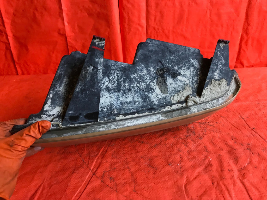 OEM 2004 04 CHEVROLET CHEVY COLORADO PASSENGER RIGHT HEADLIGHT LAMP 152280125