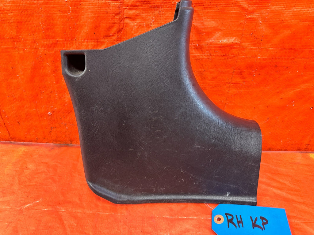 02 03 HONDA CIVIC SI EP3 HATCHBACK   KICK PANEL   PASSENGER RIGHT SIDE   OEM 3081