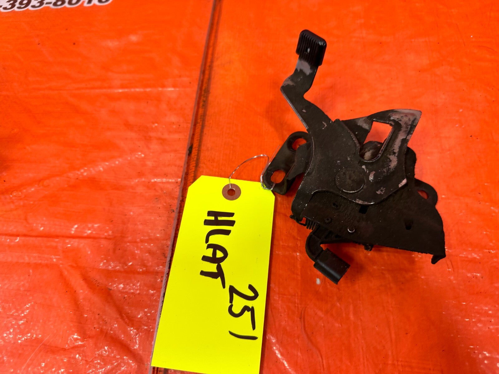 08 12 HONDA ACCORD SEDAN   HOOD LATCH LOCKING MECHANISM LOCK   OEM FACTORY #2513