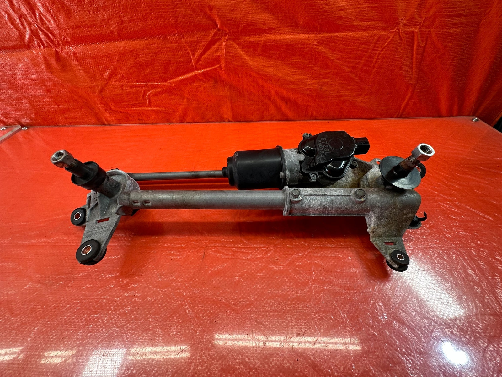 04 08 ACURA TSX   WINDSHIELD WIPER MOTOR W/ LINKAGE   OEM FACTORY #2096