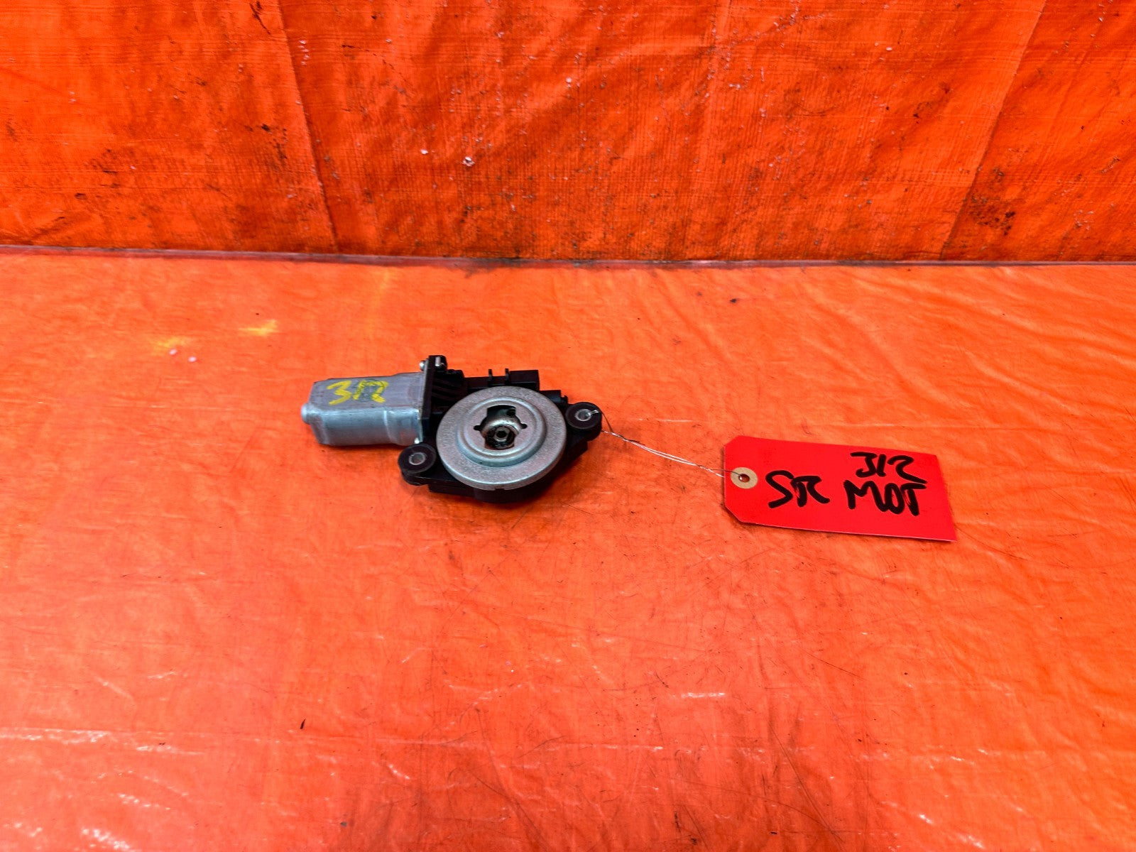04 08 ACURA TSX   SUNROOF MOONROOF SLIDING ROOF   MOTOR   OEM FACTORY #3120