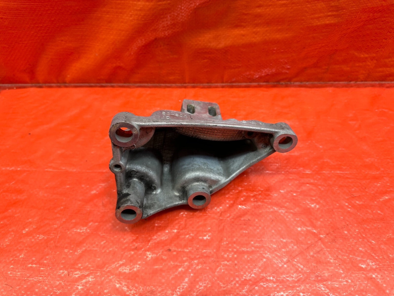 04 08 ACURA TSX   FRONT ALUMINUM ENGINE MOUNTING BRACKET   OEM #2059