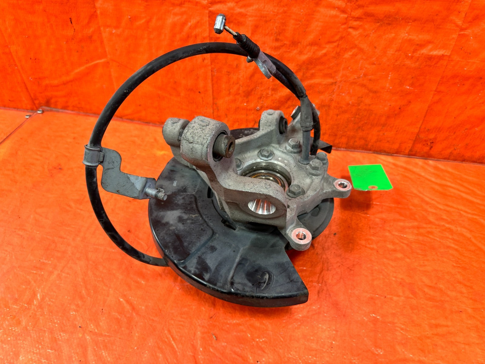 14 20 INFINITI Q50 Q60 RIGHT REAR SPINDLE KNUCKLE HUB   OEM #3143