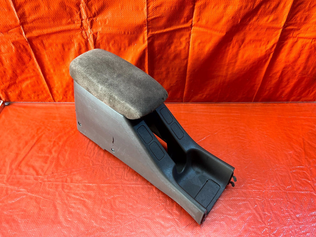 94 01 ACURA INTEGRA   ARM REST / CENTER CONSOLE STORAGE COMPARTMENT TAN OEM #1640