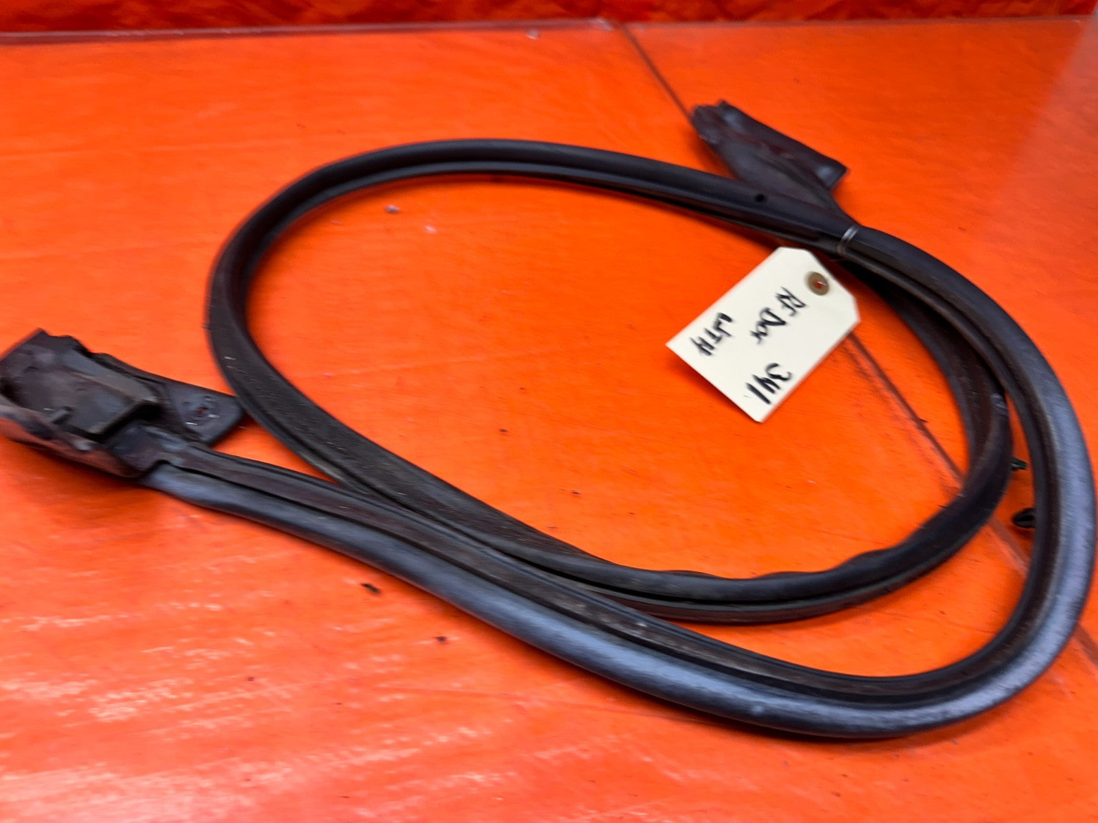 94-01 ACURA INTEGRA 4D RIGHT FRONT PASSENGER DOOR WEATHER STRIP SEAL OEM #3416