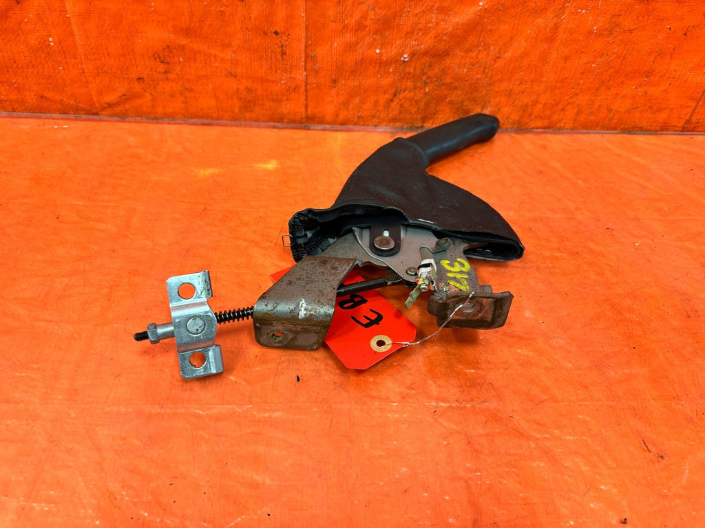 04 08 ACURA TSX   EMERGENCY / PARKING BRAKE HANDLE GRIP LEVER   OEM #3122