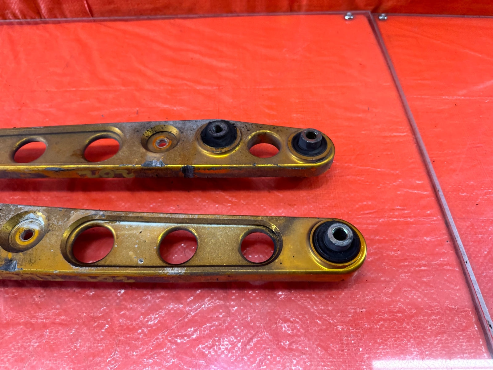 96 00 HONDA CIVIC   ALUMINUM REAR LOWER CONTROL ARMS GOLD COLOR   #2029