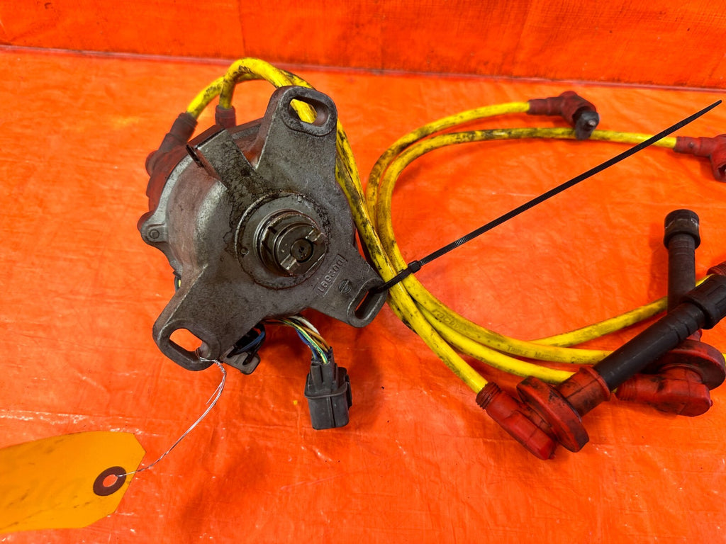 92 95 HONDA CIVIC EX SI   D16Z6 OBD 1 SOHC VTEC   DISTRIBUTOR W/ WIRES   OEM #Z65