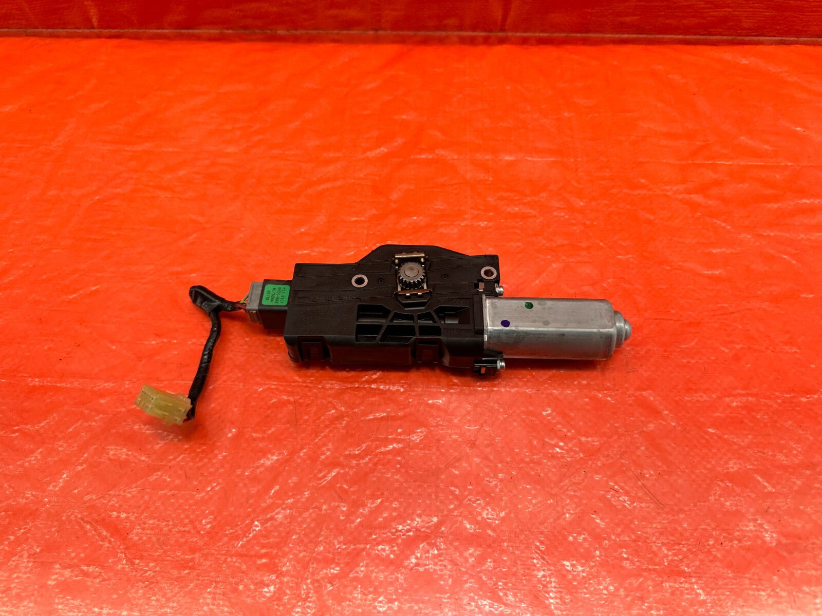 15 21 SUBARU WRX & STI   SUNROOF MOONROOF SLIDING ROOF MOTOR   OEM FACTORY #1820