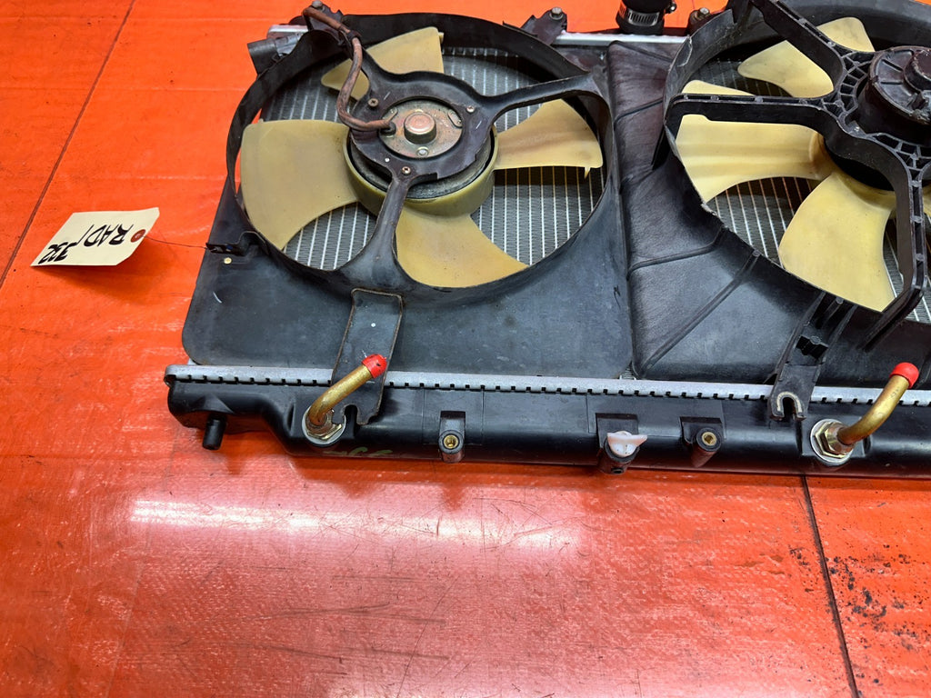 92 96 HONDA PRELUDE RADIATOR ASSEMBLY FANS HOSES OEM #33215