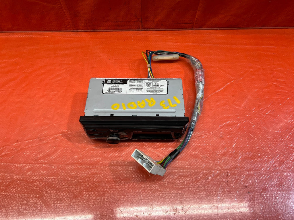 96 00 HONDA CIVIC   DUAL BRAND   XDM16BT AM FM RADIO MP3 PLATER   #1739