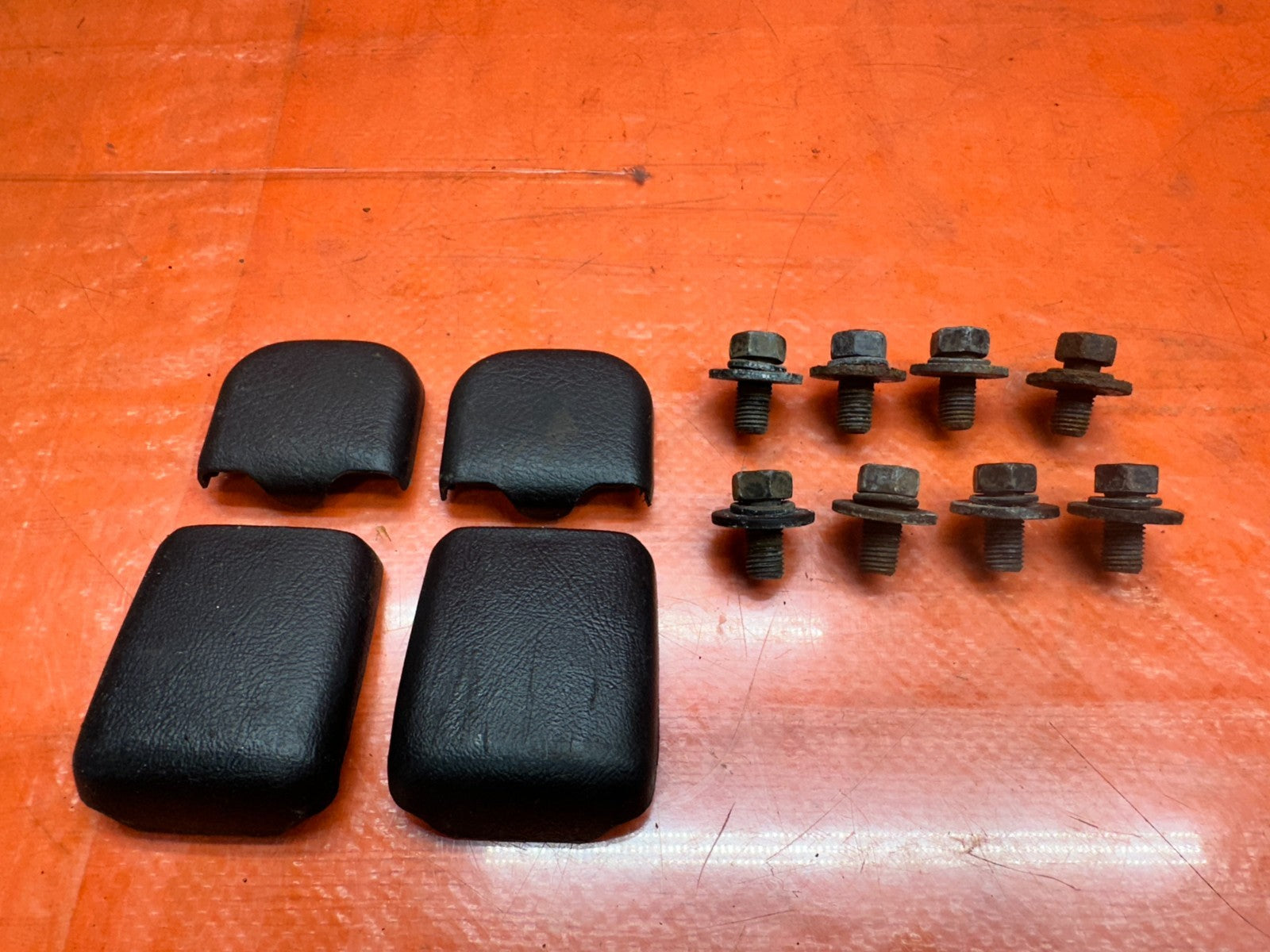97 01 HONDA PRELUDE 2.2L FRONT SEAT TRACK MOUNTING BOLTS & TRIM COVERS OEM #3354
