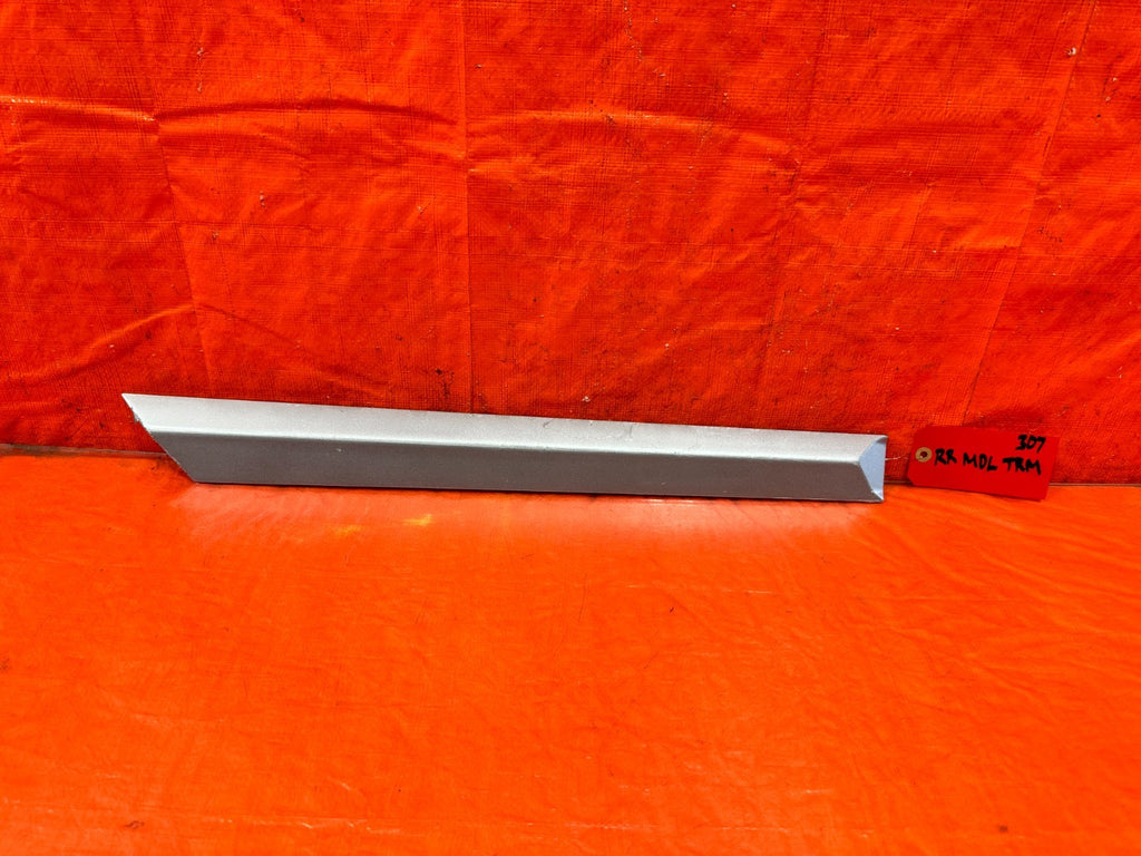 06 11 HONDA CIVIC SI 4D SEDAN   DOOR MOLDING IMPACT STRIP RIGHT REAR OEM #3070