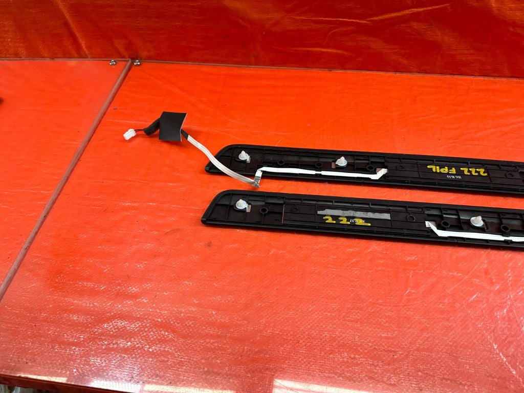 16 20 INFINITI Q50   ILLUMINATING FLOOR PILLAR SCUFF PLATE SET   OEM FACTORY 2229