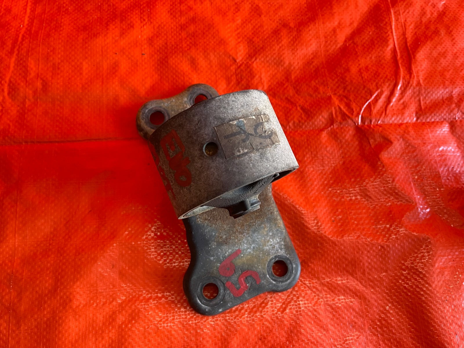 03 06 LANCER EVOLUTION VIII 8 IX 9   5 SPEED MODEL ONLY   TRANSMISSION MOUNT OEM5