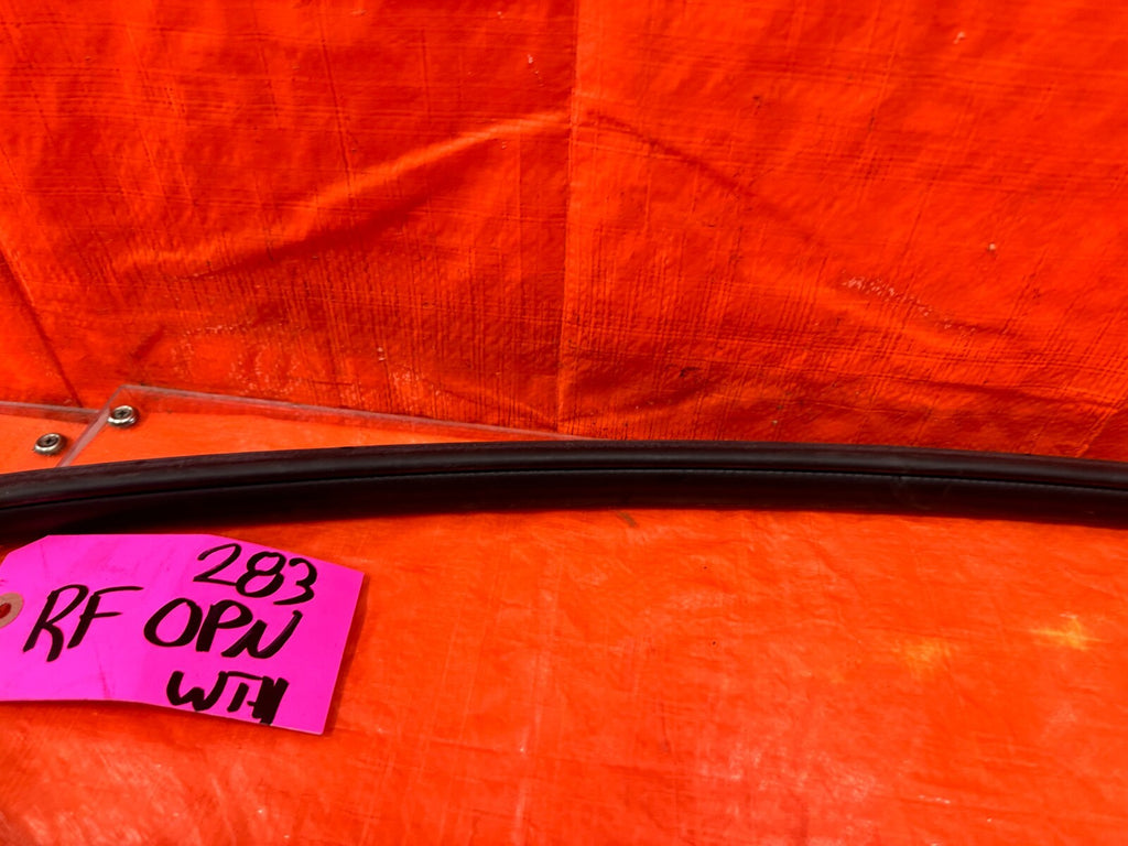 13 SUBARU IMPREZA WRX WAGON CHASSIS TO DOOR OPEN TRIM RUBBER STRIP RIGHT FRONT18