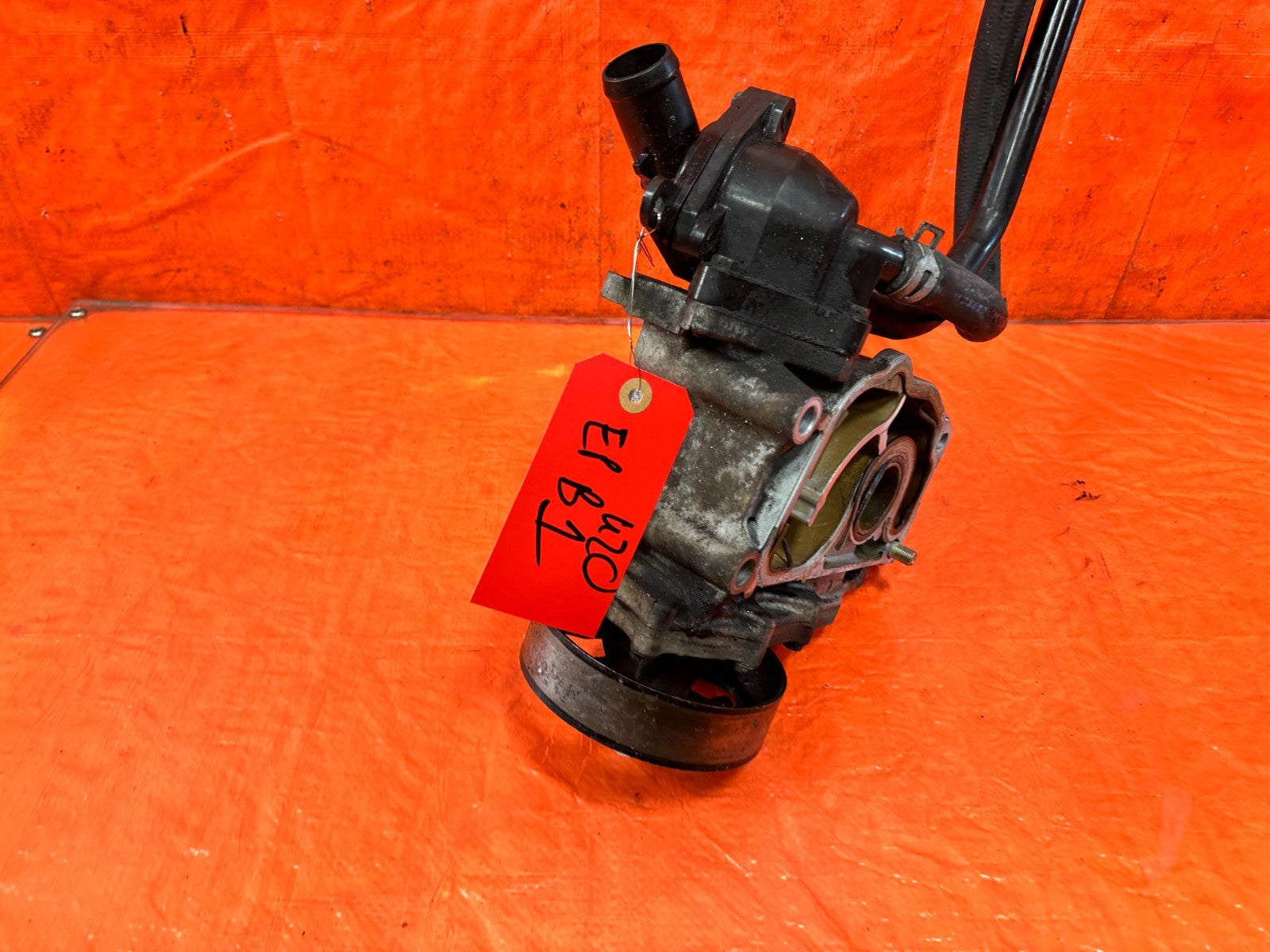 02 06 ACURA RSX K20A2 K20A3 WATER PUMP HOUSING W/ COOLANT NECK & THERMOSTAT OEM12