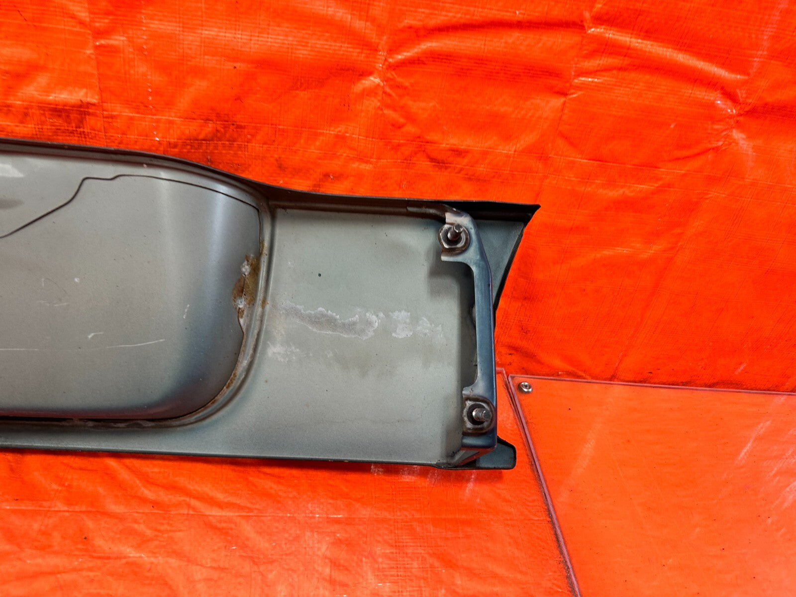 HONDA DEL SOL REAR TRUNK TAIL LIGHT TRIM SKIRT FINISH PANEL LICENSE PLATE #2955