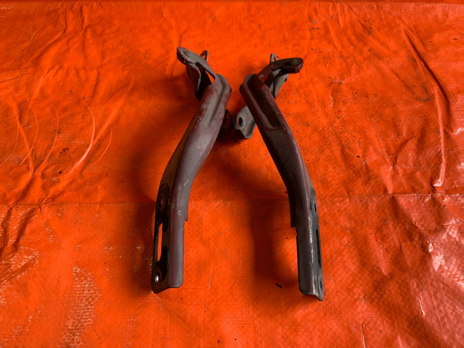 OEM 2007 07 HONDA CIVIC SI COUPE   HOOD LATCH SET LEFT & RIGHT HABANERO RED3