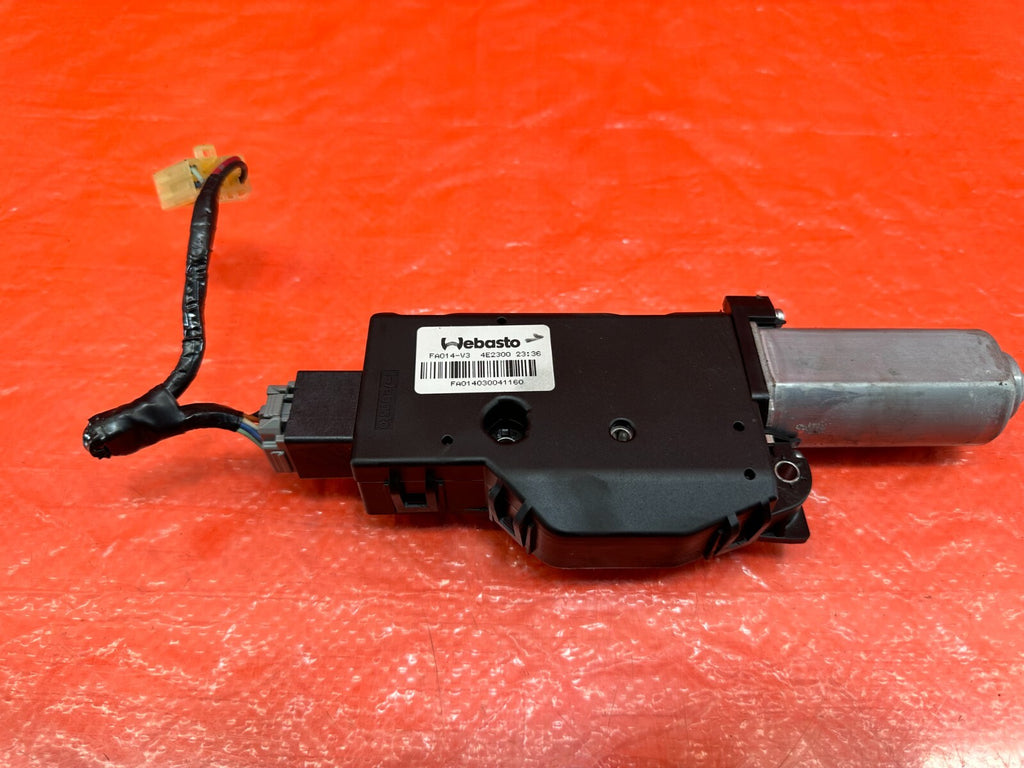 15 21 SUBARU WRX & STI   SUNROOF MOONROOF SLIDING ROOF MOTOR   OEM FACTORY #18214