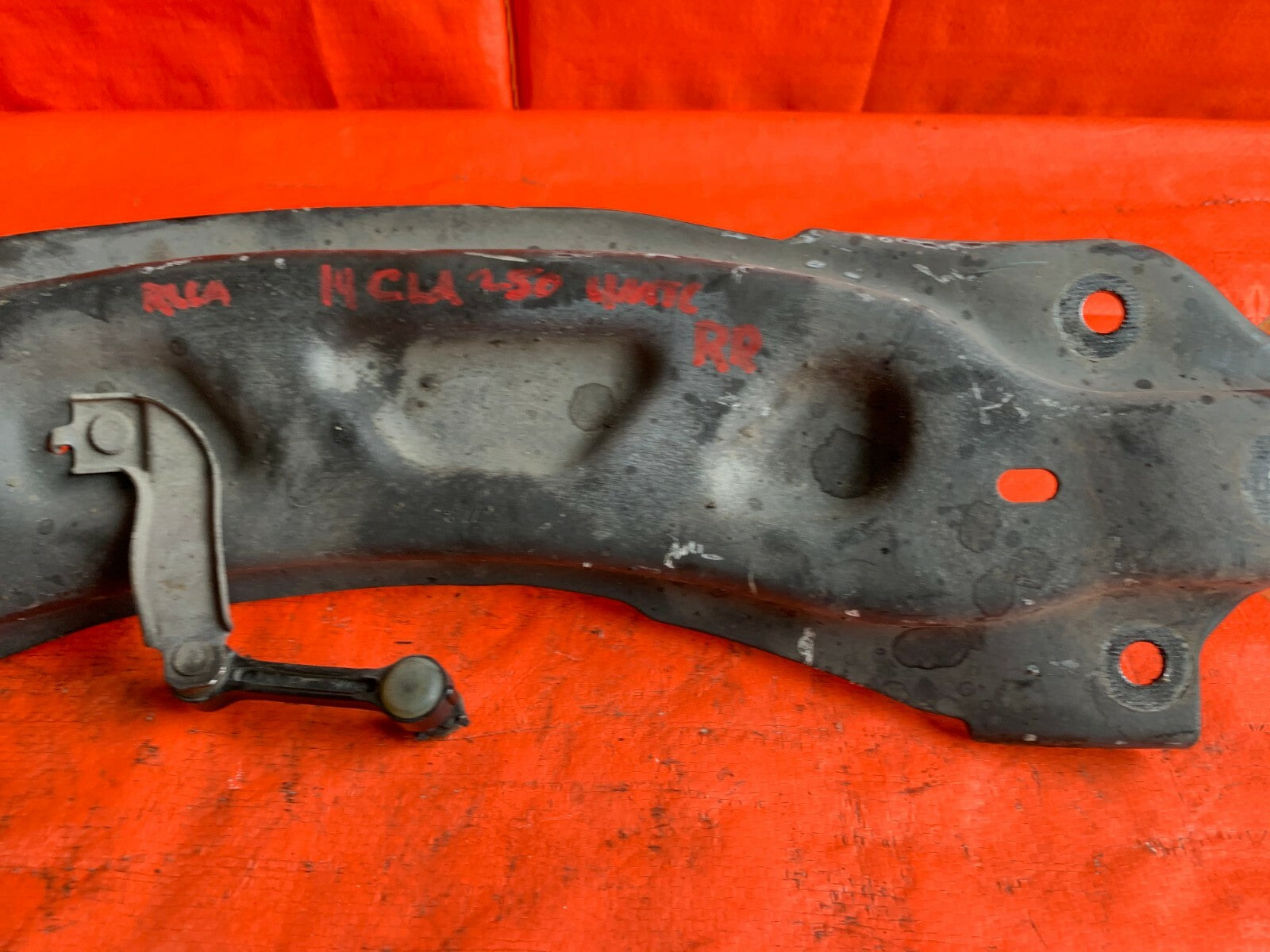 2014 MERCEDES BENZ CLA250 4MATIC   PASSENGER RIGHT REAR TRAILING CONTROL ARM4