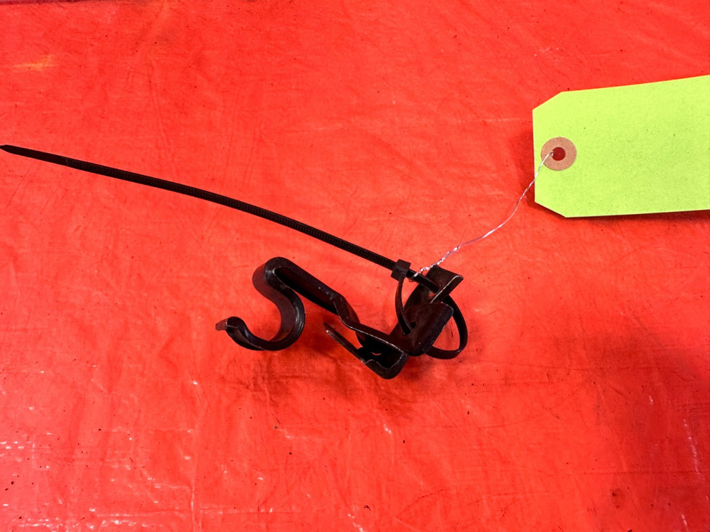 02 05 HONDA CIVIC SI EP3 HATCHBACK   THROTTLE CABLE MOUNTING BRACKET   OEM #3062