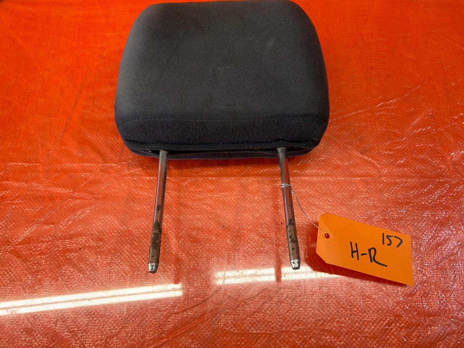 90 91 HONDA CRX   FRONT SEAT HEAD REST   LEFT OR RIGHT   OEM FACTORY #1576
