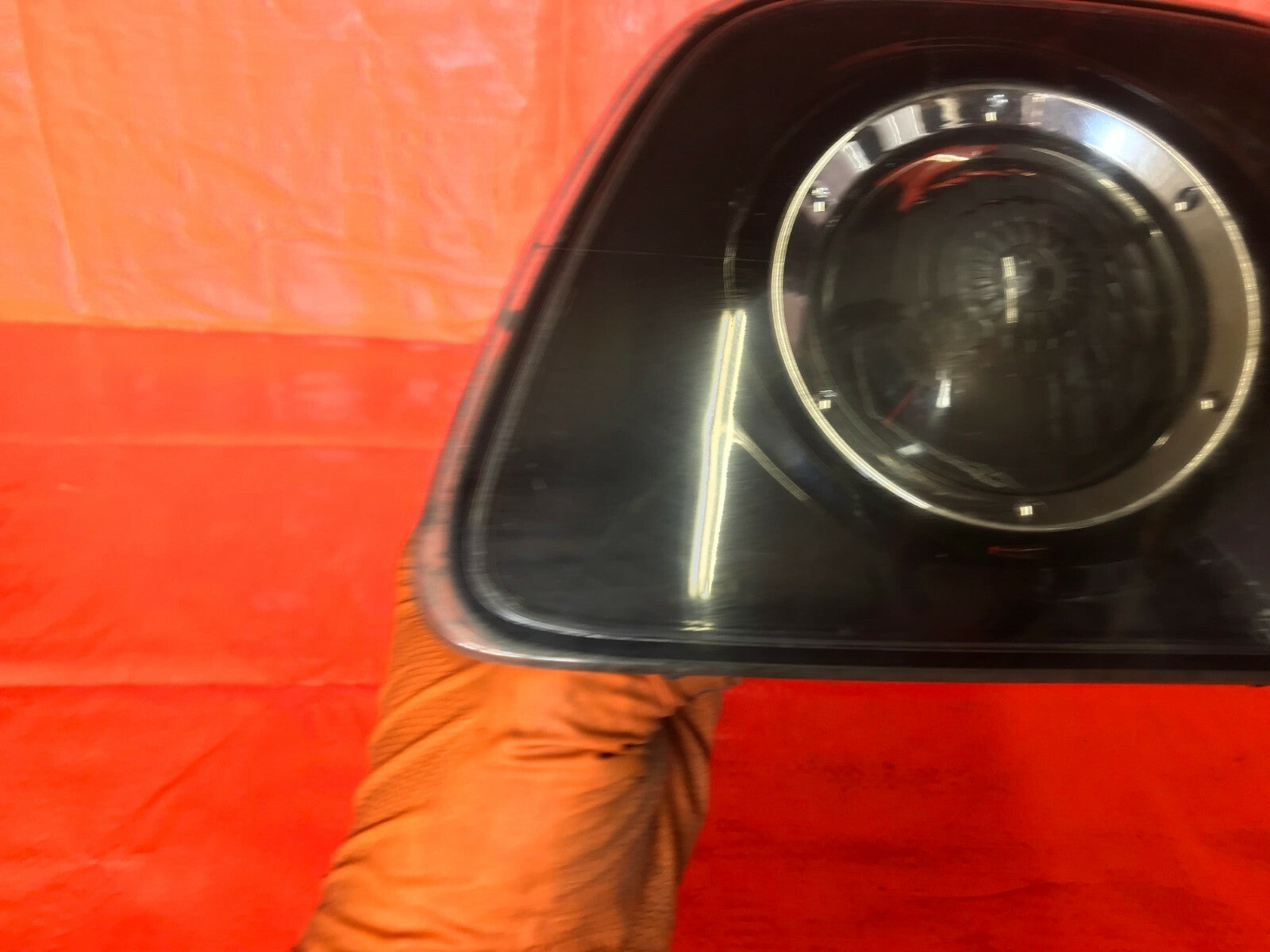OEM 2004 2005 2006 MAZDA 3   SEDAN   PASSENGER RIGHT OUTER TAIL LIGHT LAMP P27753