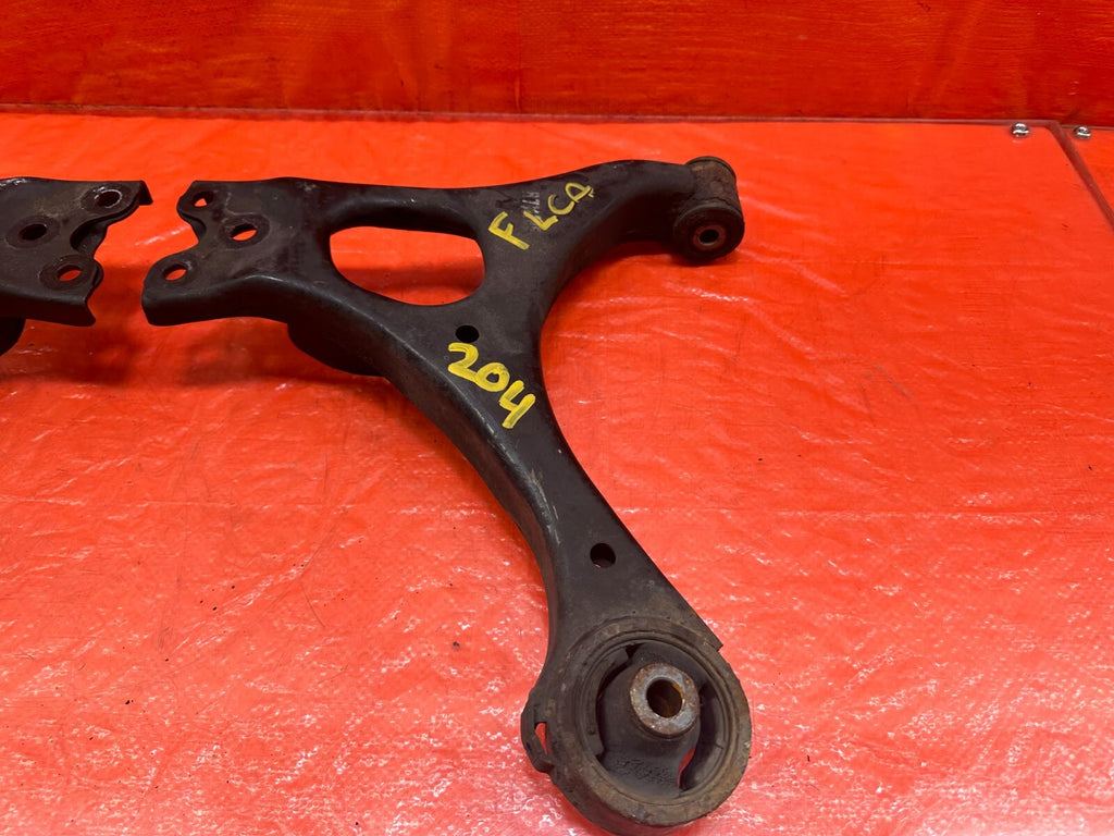 06 11 HONDA CIVIC SI   LEFT & RIGHT   FRONT LOWER CONTROL ARMS   OEM FACTORY 2044