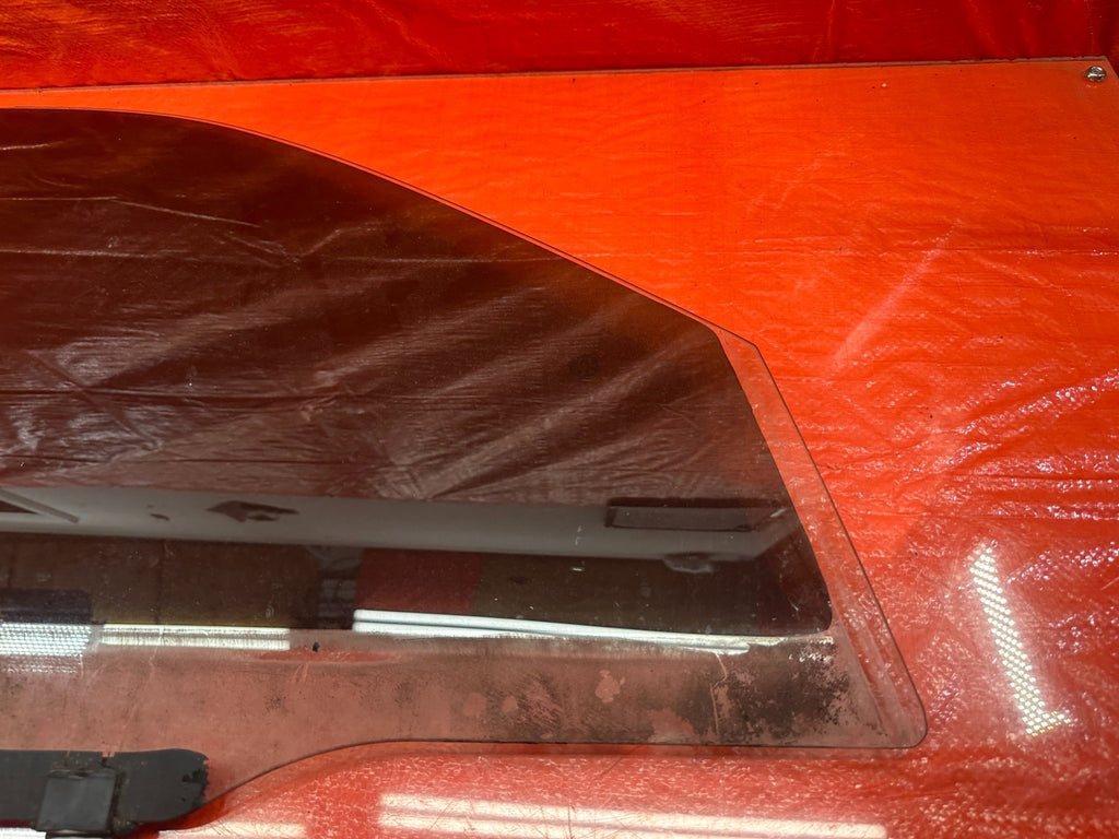 96 00 HONDA CIVIC 4D SEDAN   PASSENGER RIGHT FRONT   WINDOW GLASS   OEM #1954