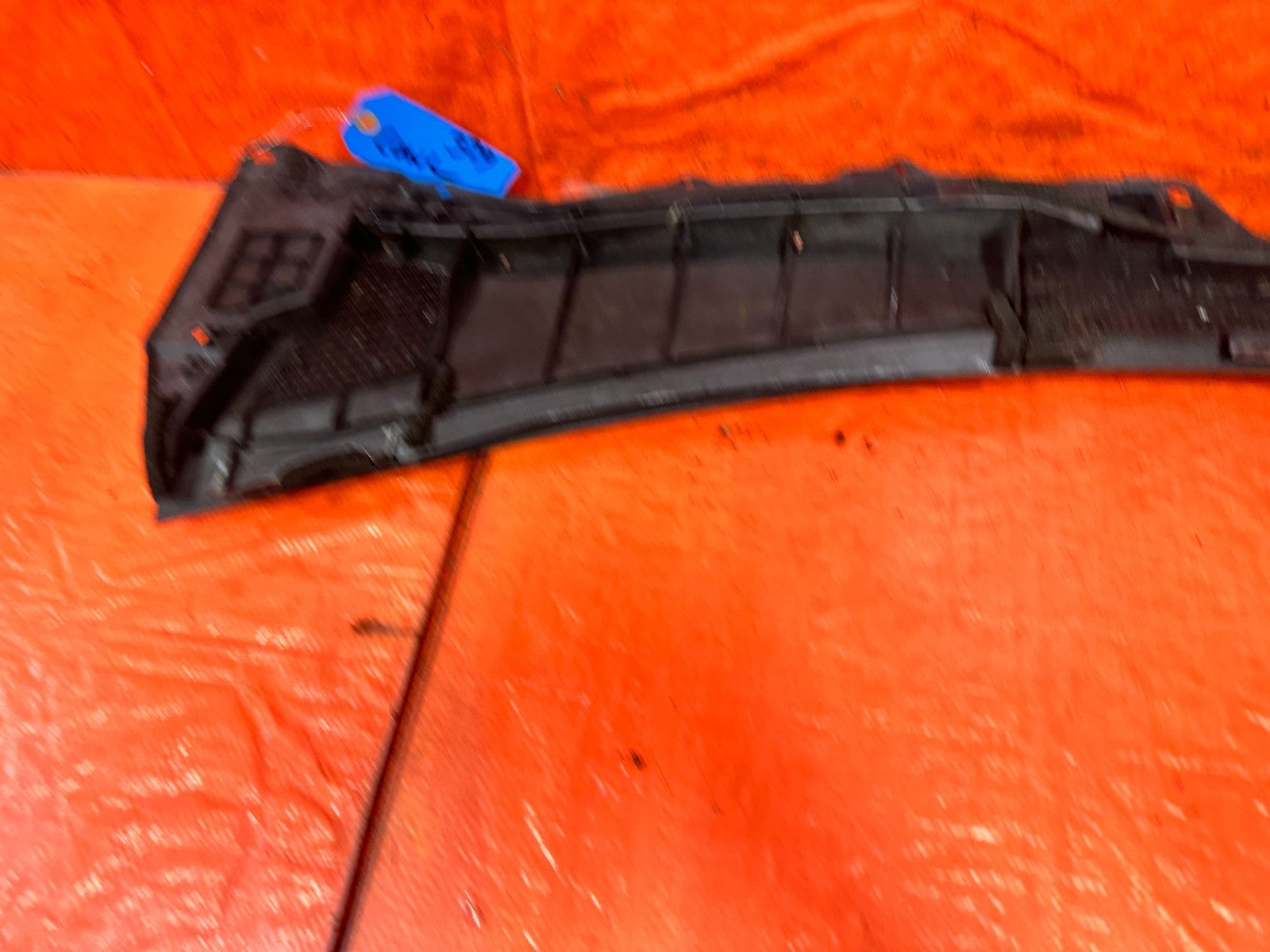 08 15 INFINITI G37 COUPE CONVERTIBLE WINDSHIELD WIPER COWL TRIM PLASTIC OEM 32914
