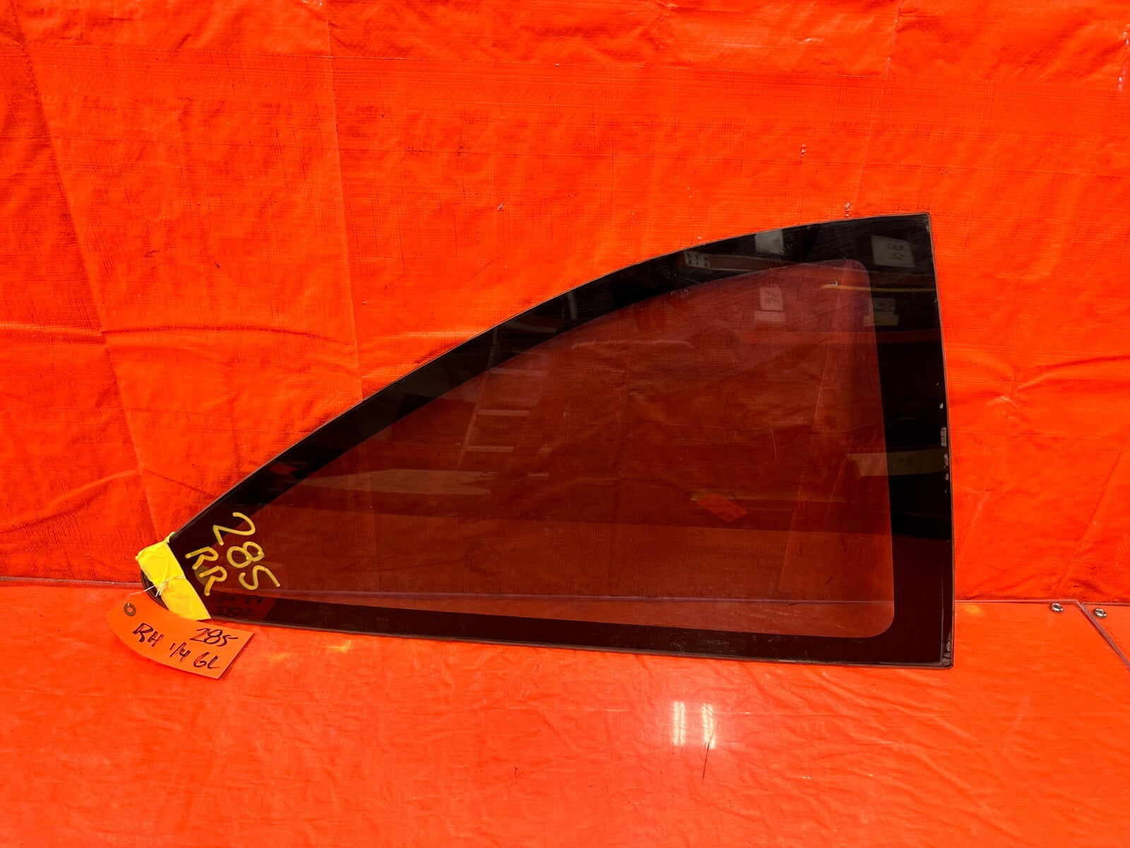 96 00 HONDA CIVIC   2D COUPE PASSENGER RIGHT REAR   QUARTER 1/4 GLASS   OEM #2850