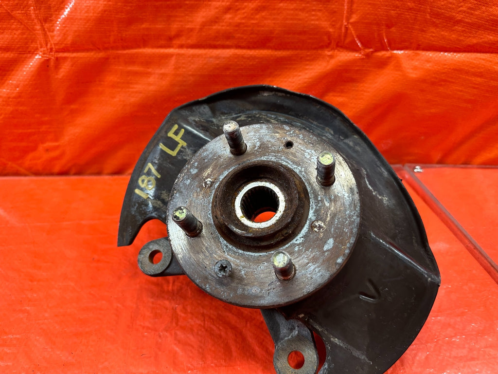 02 03 HONDA CIVIC SI EP3   DRIVER LEFT FRONT SPINDLE KNUCKLE HUB   OEM #1875