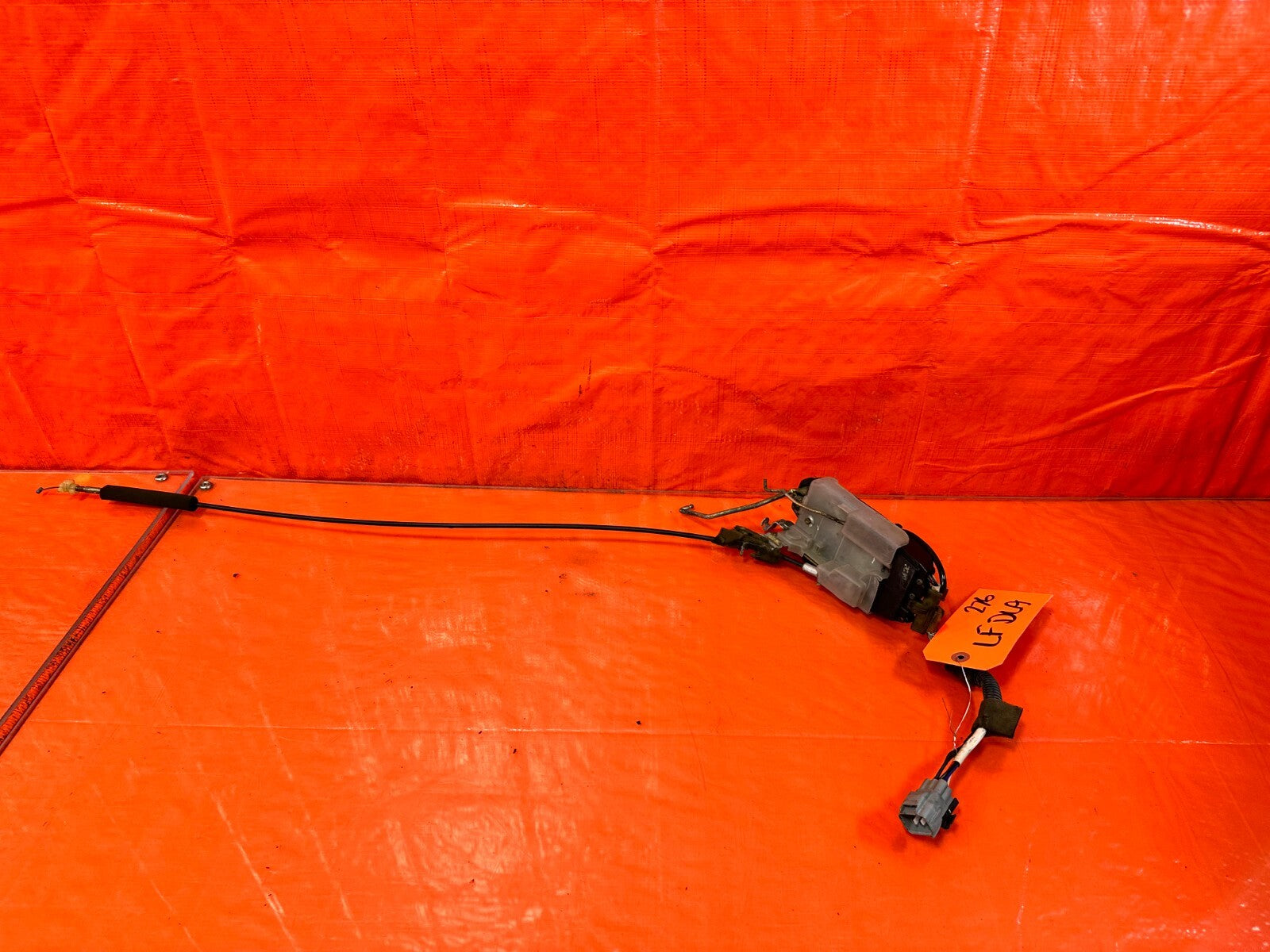 92 00 LEXUS SC300   DRIVER LEFT DOOR LOCK ACTUATOR LATCH   OEM #2769