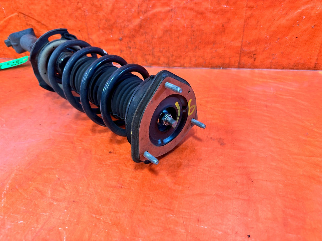16 24 INFINITI Q50   3.0L   AWD   LEFT OR RIGHT REAR SHOCK AND SPRING OEM 3161