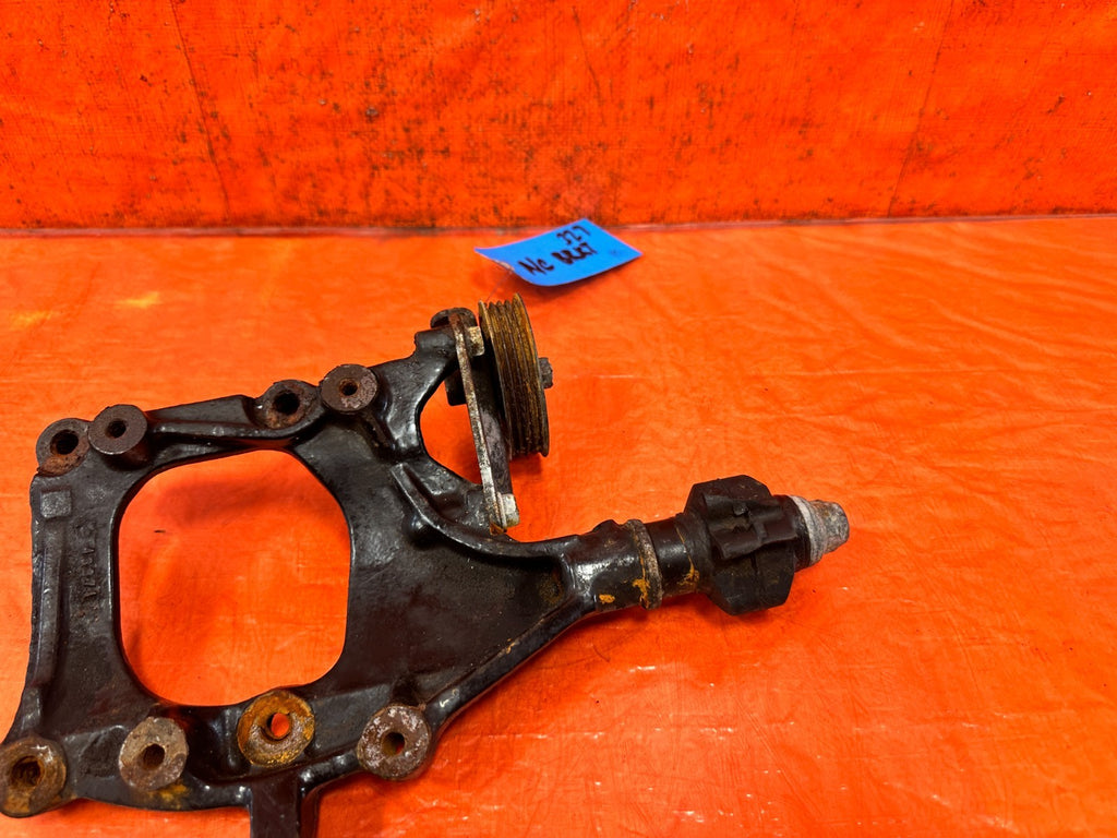 92 95 HONDA CIVIC   D SERIES   D15 D16 SOHC AC COMPRESSOR BRACKET   OEM 3274