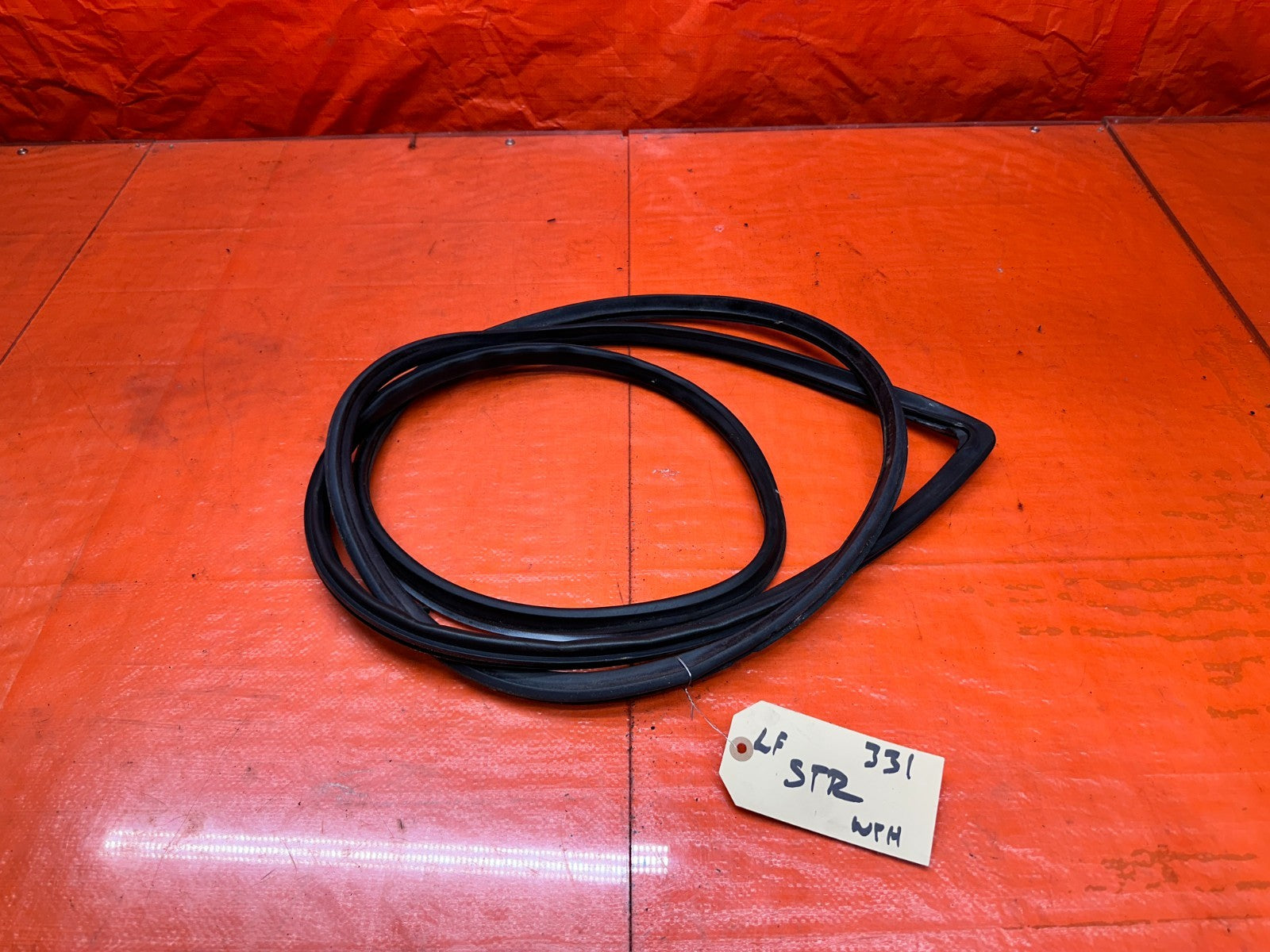 94 01 ACURA INTEGRA 2D LEFT DRIVER DOOR CHASSIS WEATHERSTRIP SEAL OEM #3310