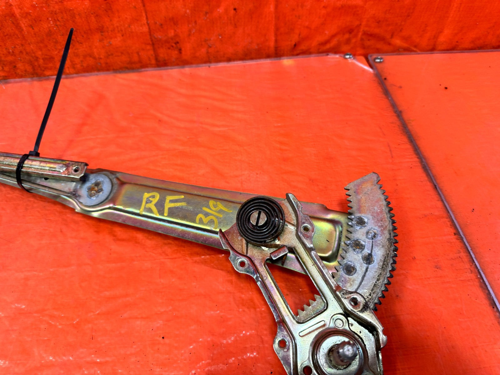 96 00 HONDA CIVIC COUPE   RIGHT WINDOW REGULATOR   NON POWER   MANUAL   OEM 3193