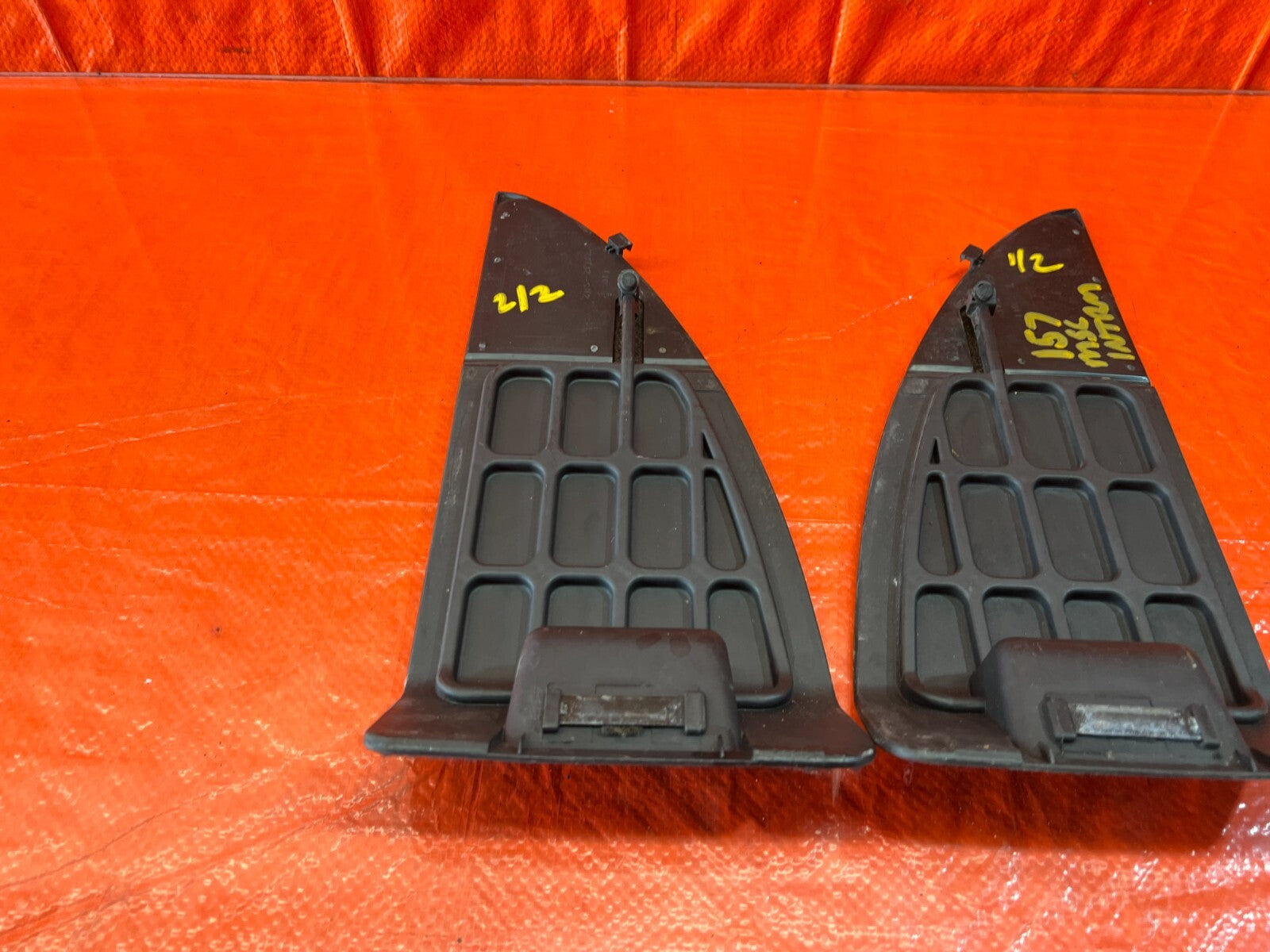 90 91 HONDA CRX REAR QUARTER PANEL TRIM STORAGE COMPARTEMNT COVER LEFT RIGHT 15715