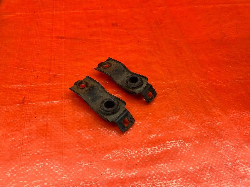 94 01 ACURA INTEGRA   RADIATOR MOUNTING BRACKET SET LEFT & RIGHT B18   OEM #1780