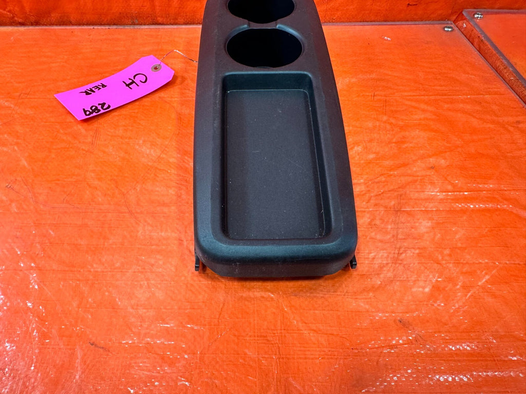17 20 INFINITI Q60   REAR SEAT MOUNTED CENTER CUP HOLDER   OEM #2891