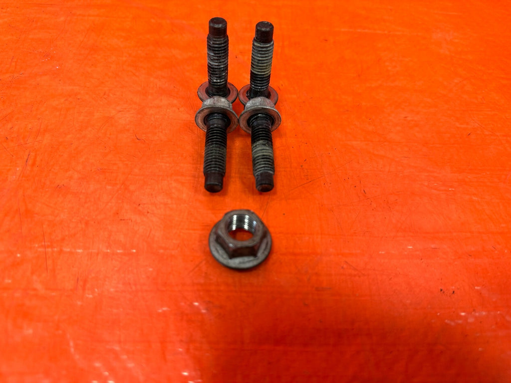 08 15 INFINITI G37 & Q60DRIVER LEFT ALUMINUM BRACKET ENGINE MOUNT BOLTS OEM 2484