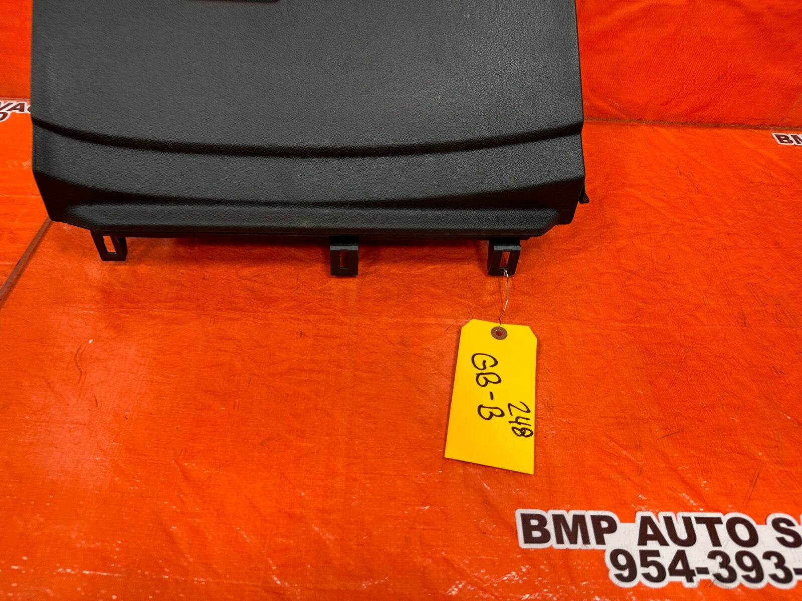 08 15 INFINITI G37 & Q60   2D COUPE   GLOVE BOX DASH BOARD TRIM PANEL   OEM #2481
