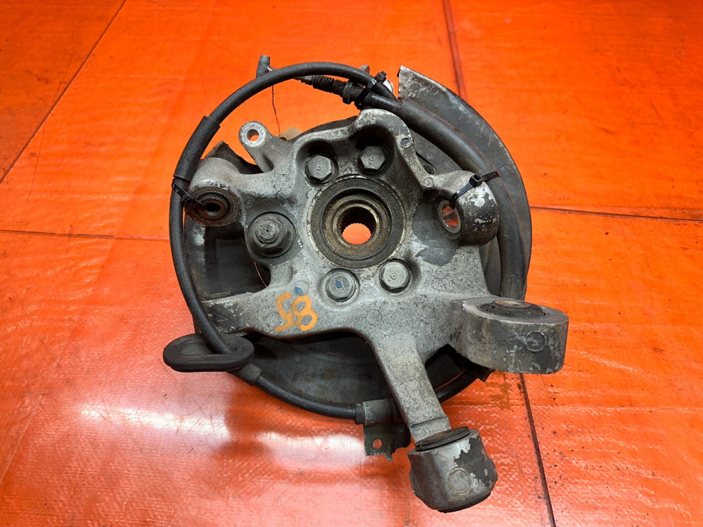 90-96 NISSAN 300ZX Z32 3.0L DRIVER LEFT REAR SUSPENSION KNUCKLE SPINDLE HUB OEM4