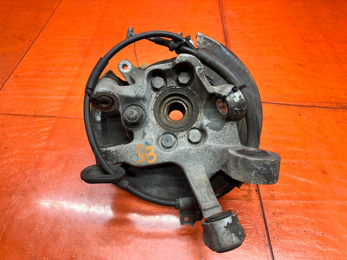 90-96 NISSAN 300ZX Z32 3.0L DRIVER LEFT REAR SUSPENSION KNUCKLE SPINDLE HUB OEM4