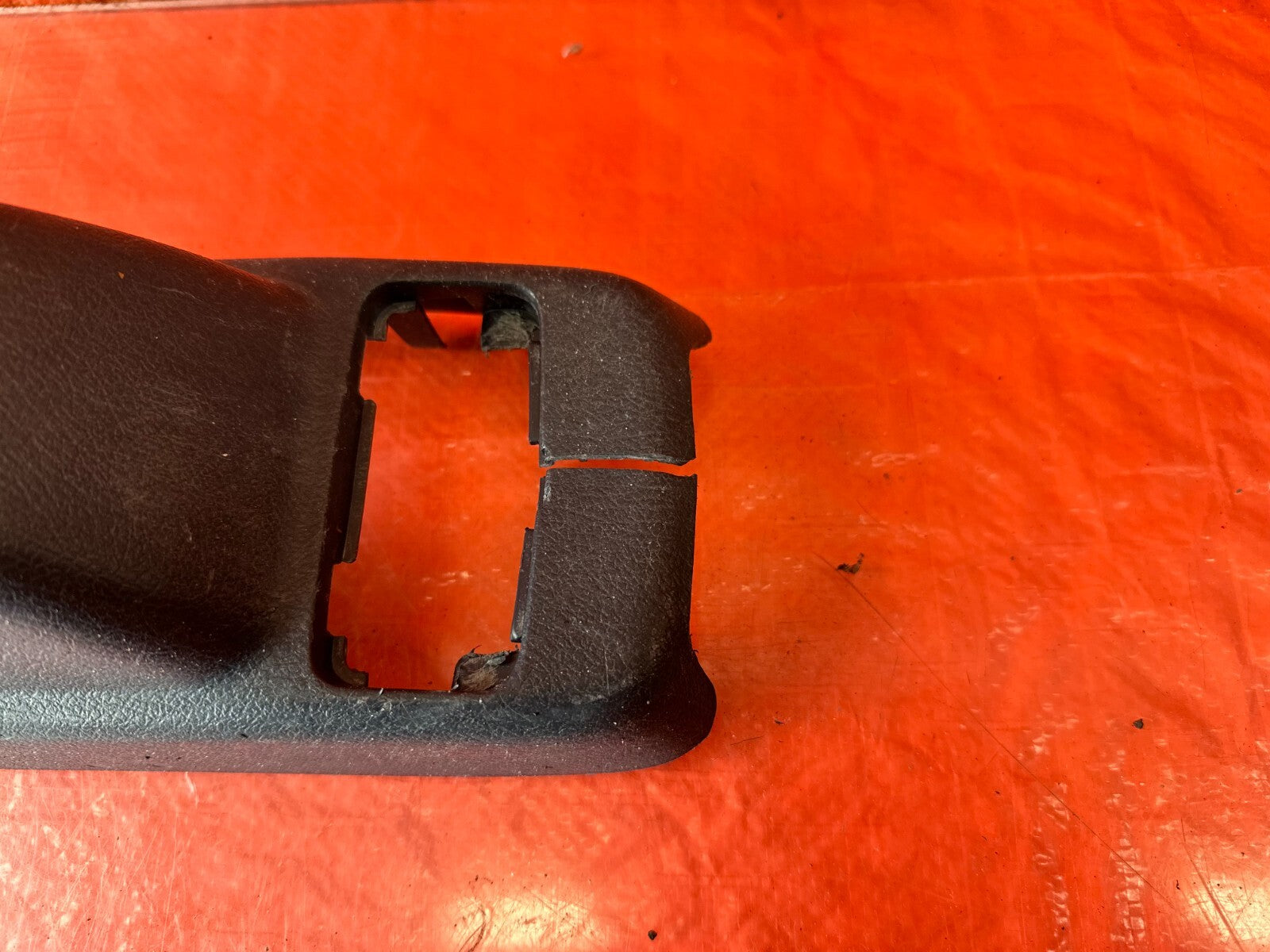 88 91 HONDA CRX   ARM REST DELETE PARKING BRAKE TRIM   BLUE COLOR   OEM #2435