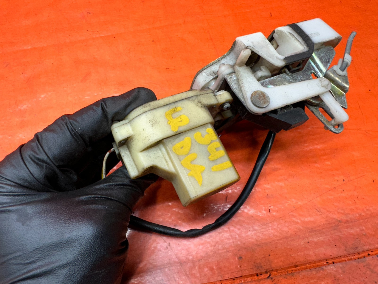 94-01 ACURA INTEGRA 4D 1.8L LEFT REAR LR DRIVER POWER DOOR LOCK ACTUATOR #34111