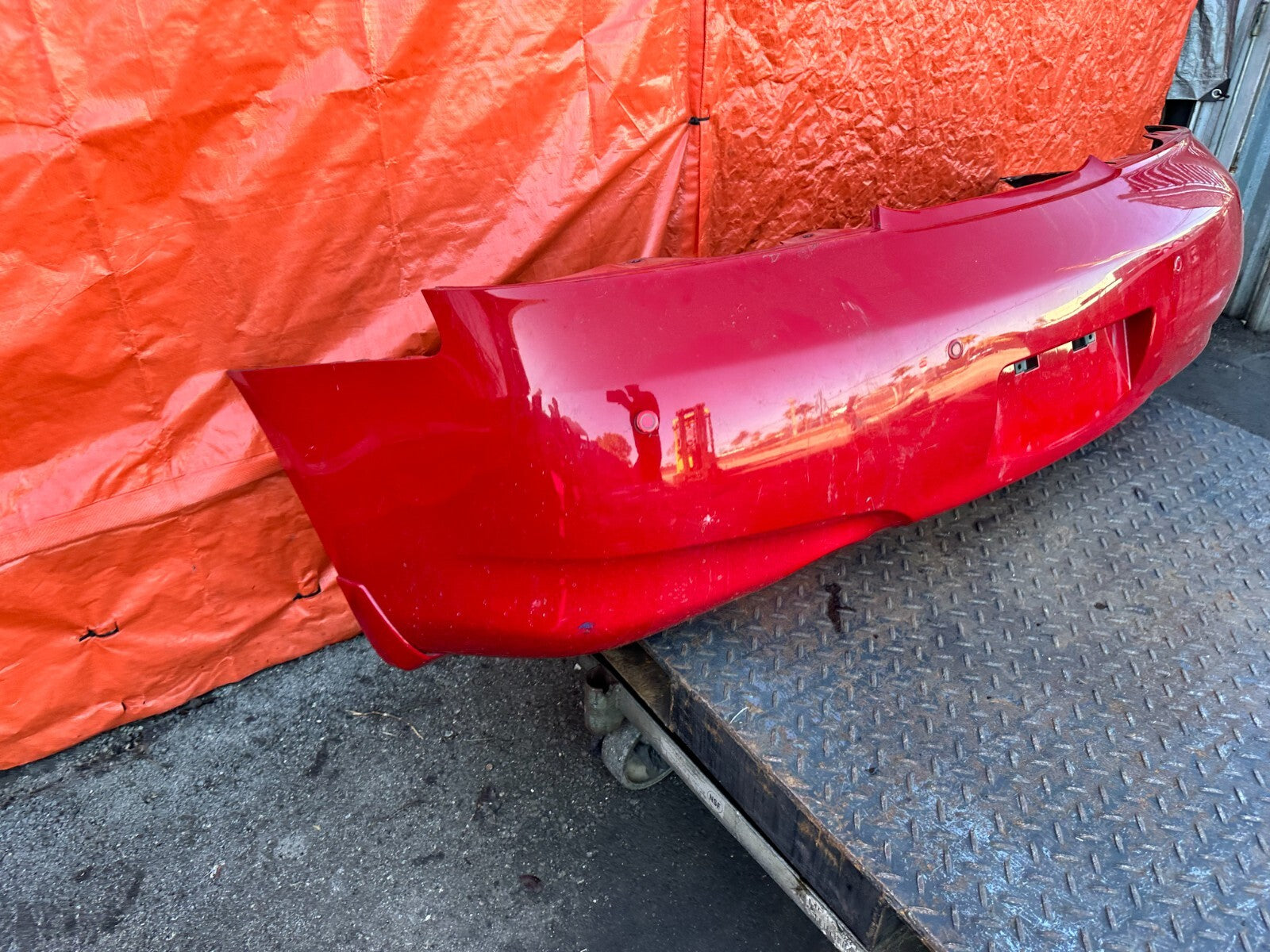 09 15 INFINITI G37 CONVERTIBLE   REAR BUMPER COVER   RED COLOR   OEM #27811