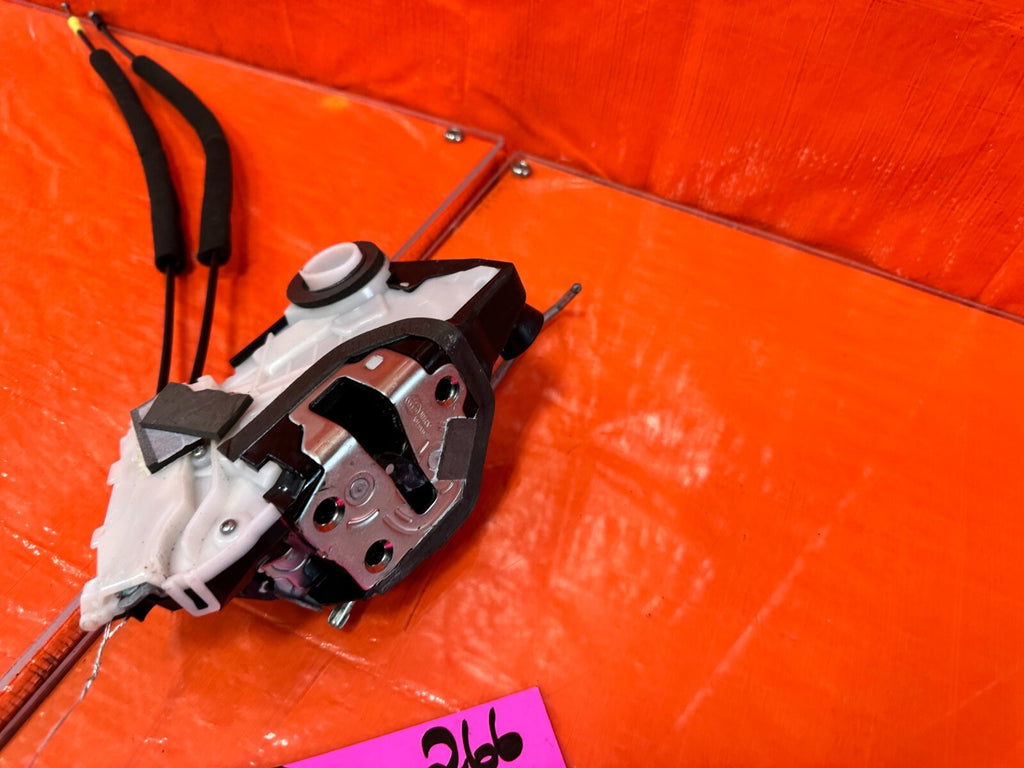 15 21 SUBARU WRX & STI   PASSENGER RIGHT FRONT DOOR LOCK ACTUATOR   OEM #2665