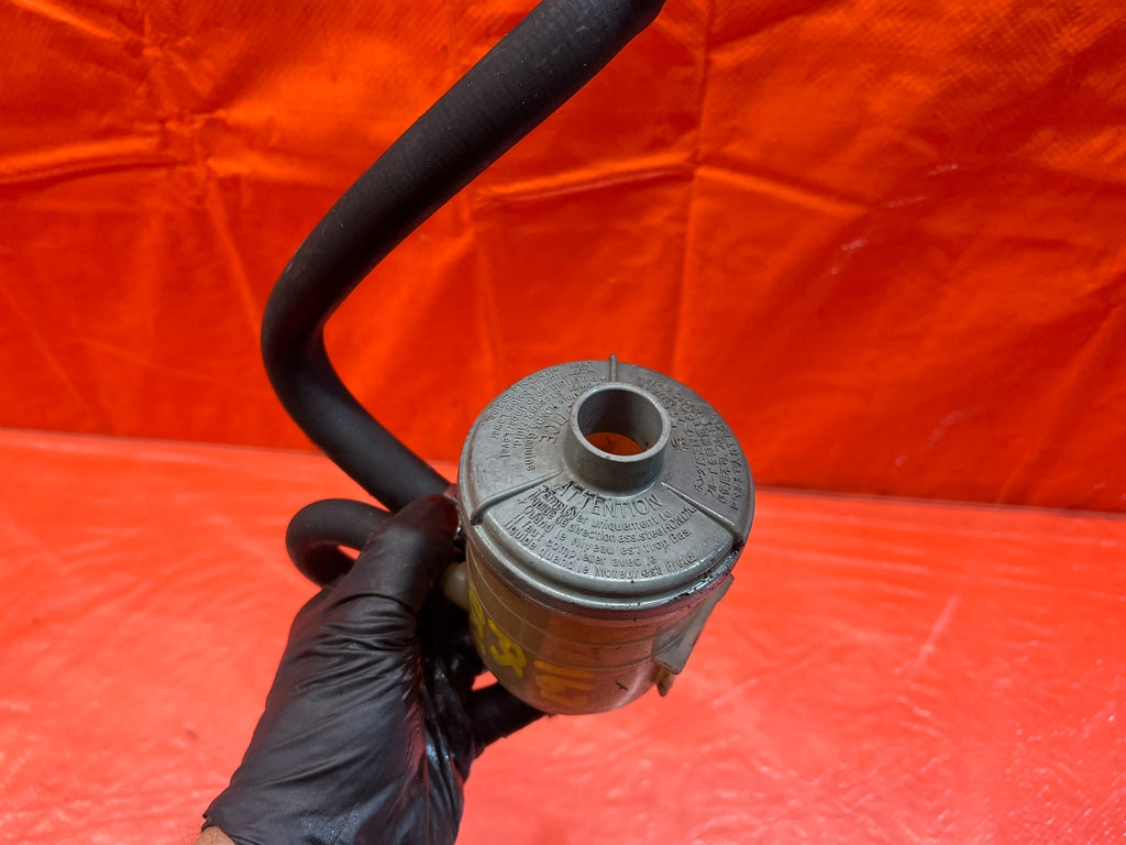 98 02 HONDA ACCORD 2.3L   POWER STEERING RESERVOIR TANK BOTTLE   OEM #1674